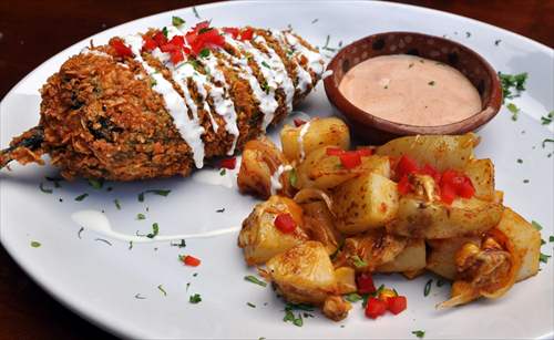 IslaMujeres2012-LolaValentina-StuffedPoblano